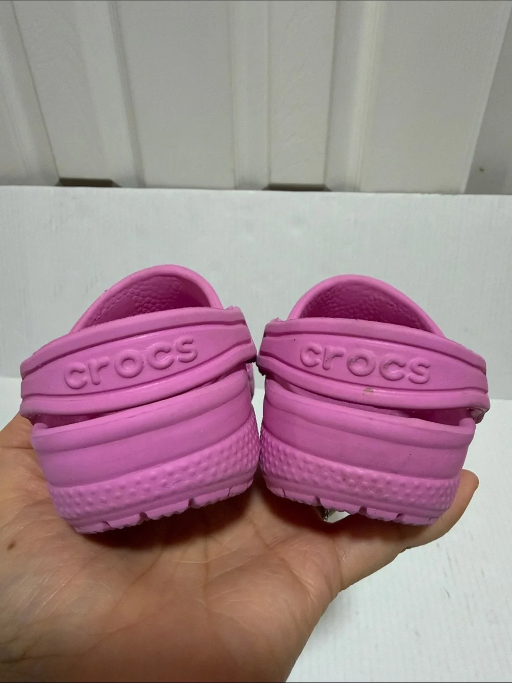 Crocs Kids Classic Pink Clogs Sandals Beach Pool - Toddler Size 8